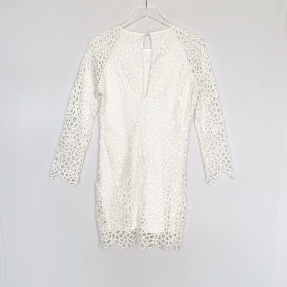 SOLITAIRE Womens Lined Geometric Cut Out D… - Picture 5 of 8